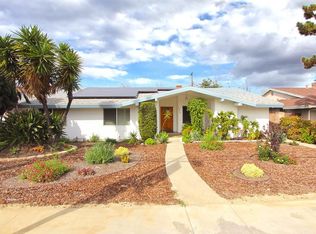 16613 Nordhoff St, North Hills, CA 91343