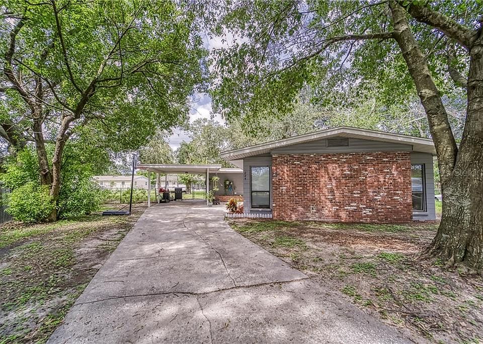 1st image of 224 Anne Marie Cir