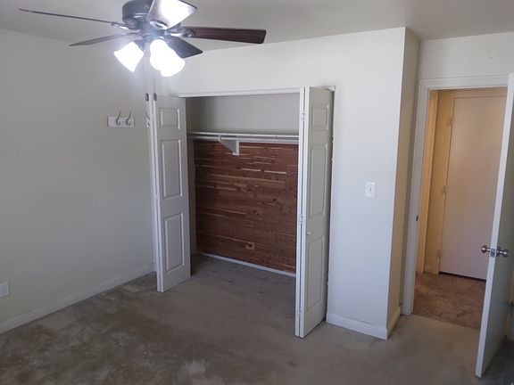 4th image of 3055 Knollwood Ave