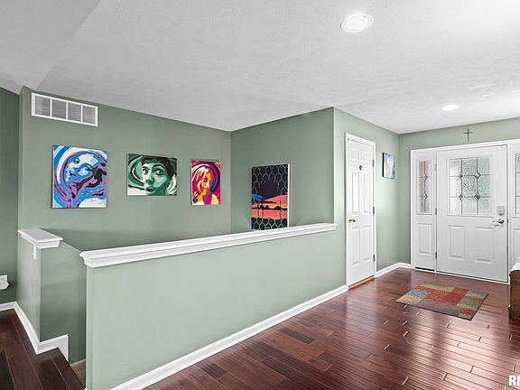 3rd image of 3824 Carney Blvd