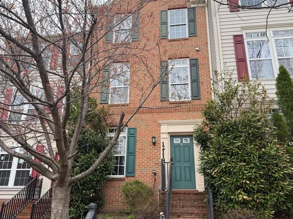 12118 Pond Pine Dr, Clarksburg, MD 20871