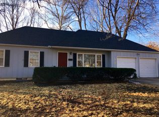 516 NW Ward Rd, Lees Summit, MO 64063