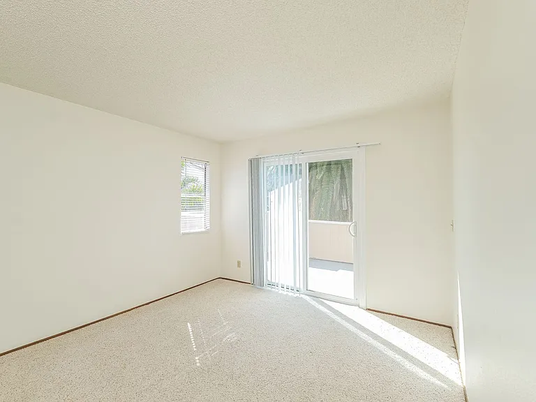4987 Fern Pl — Photo 15
