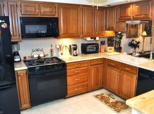 202 Lamplighter Cir, Winston Salem, NC 27104