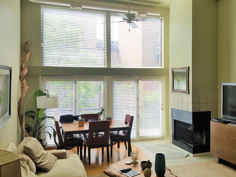 1st image of 1760 W Wrightwood Ave APT 314