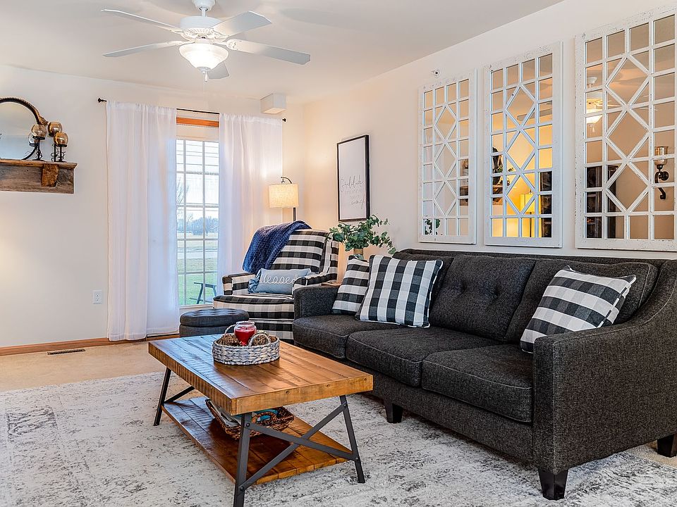 1st image of 13355 Roachton Rd #3