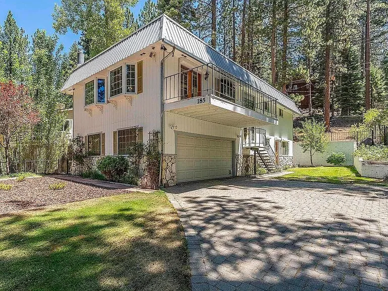 185 Juniper Dr — Photo 1