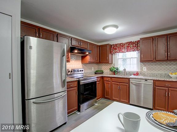 5th image of 7607 Camp Alger Ave