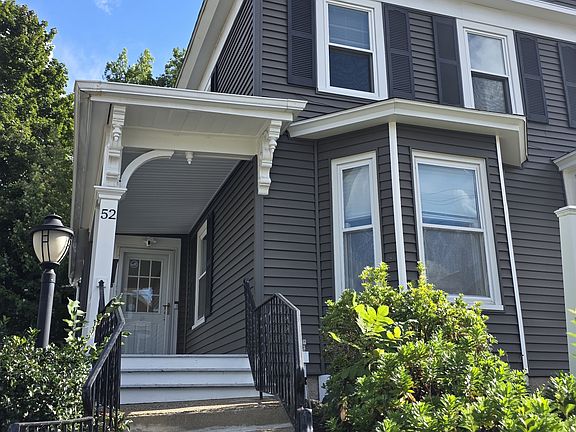 2nd image of 52 Pleasant St #2