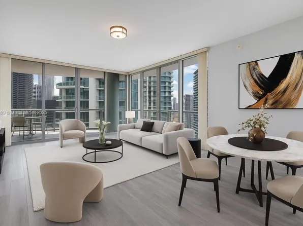 90 SW 3rd St APT 1413, Miami, FL 33130