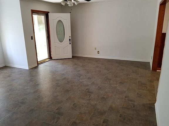 5th image of 6694 State Line Rd E