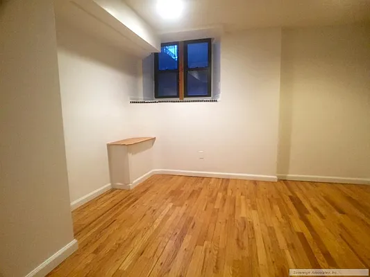 Rented by Sovereign Associates | media 44