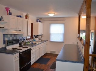 1220 E St Charles St, Rapid City, SD 57701
