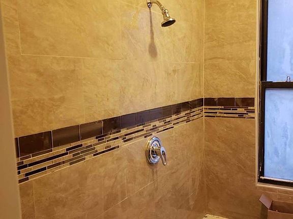 3rd image of 809 W 177th St APT 4G