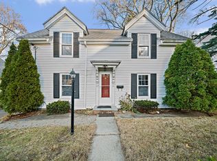 17 Wright St, Woburn, MA 01801