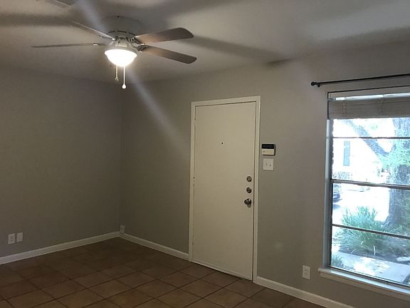 5th image of 4014 Lewis Ln #A