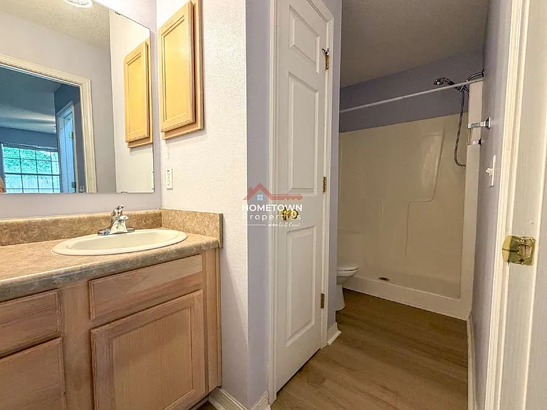 8005 Stonebrook Dr — Photo 13