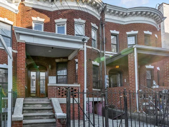 21 Charlotte Street image 1 of 20