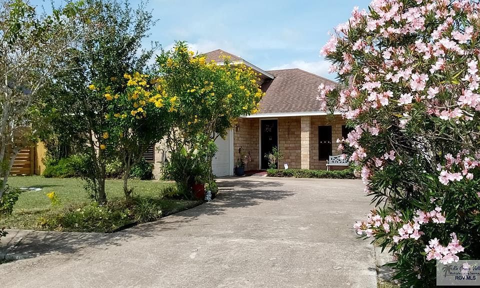 1st image of 7256 Dahlia Cir