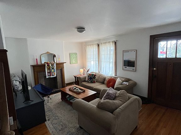 5th image of 1838 W 5th Ave