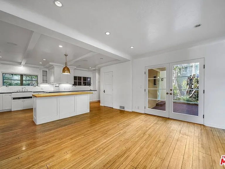 333 S Roxbury Dr — Photo 5