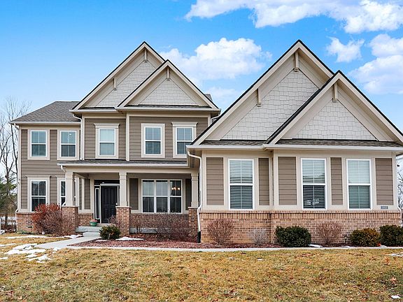 4th image of 18813 Stonebluff Ln