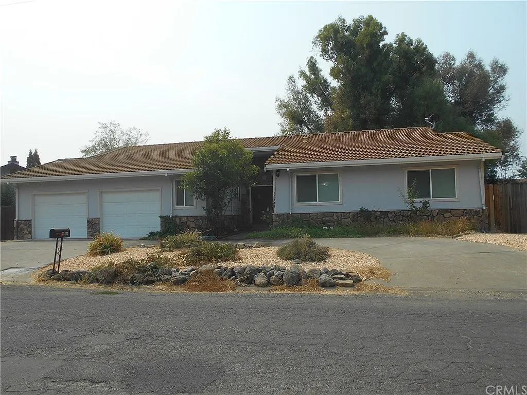 15473 Highlands Harbor Rd photo 1