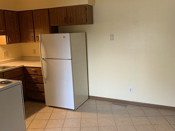 5th image of 1705 Avenue C #332931