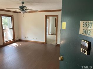 3537 Ivy Commons Dr APT 302, Raleigh, NC 27606