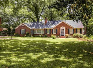 4709 Barfield Rd, Memphis, TN 38117