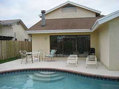 400 SW 75th Ter, North Lauderdale, FL, 33068