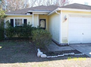 3915 Grand Central Pl E, Jacksonville, FL 32246