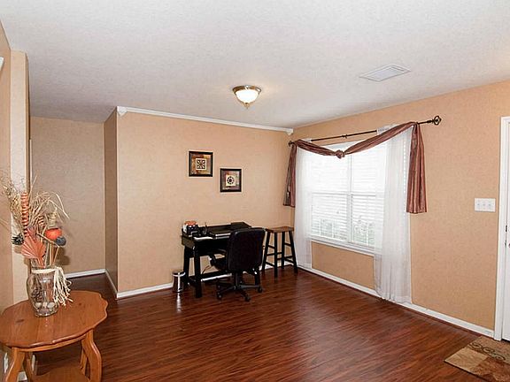 4th image of 17146 Plaistow Ct
