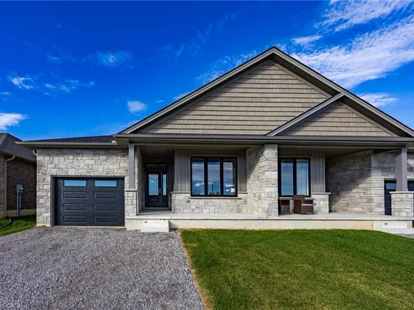 373 Argyle Ave, Norfolk County, ON N4B 1J3