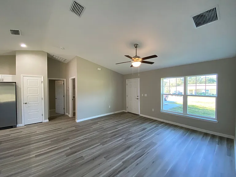 23 Aspen Dr — Photo 6
