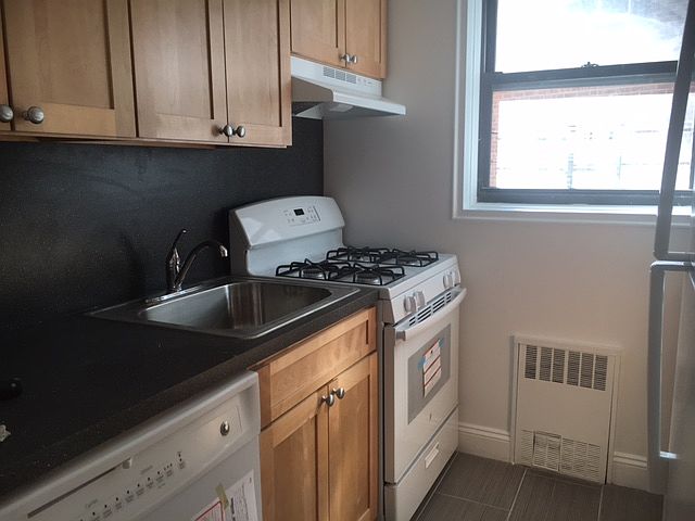 2nd image of 545 W 236th St APT 4G