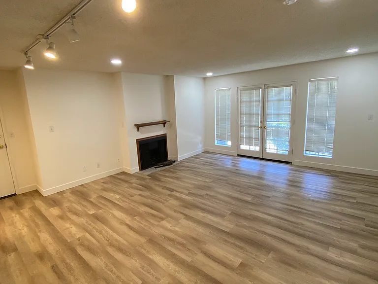 10828 Palms Blvd #2 — Photo 5