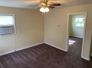 425 E Campbell Ave #H, Rantoul, IL 61866