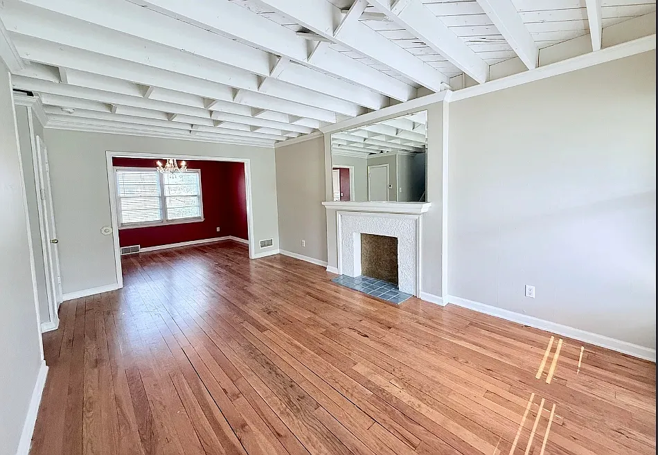 Crown Heights Duplex — Photo 2