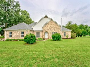 140 Emma Rd, Oakland, TN 38060
