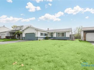 6040 Rolland Dr, Toledo, OH 43612