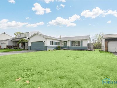 6040 Rolland Dr, Toledo, OH, 43612