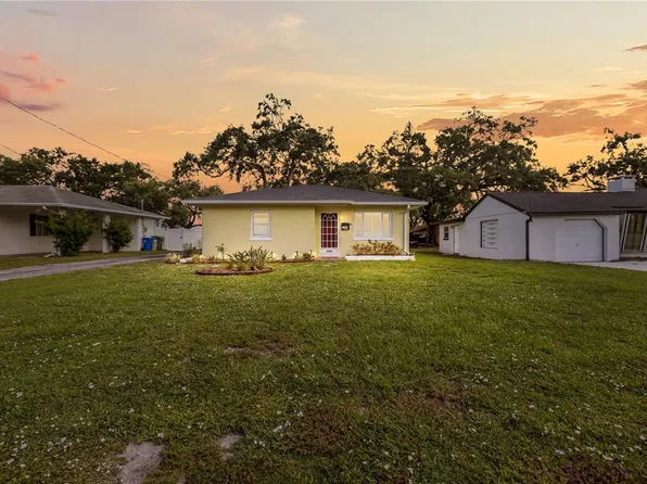 1806 19th Ave W, Bradenton, FL 34205