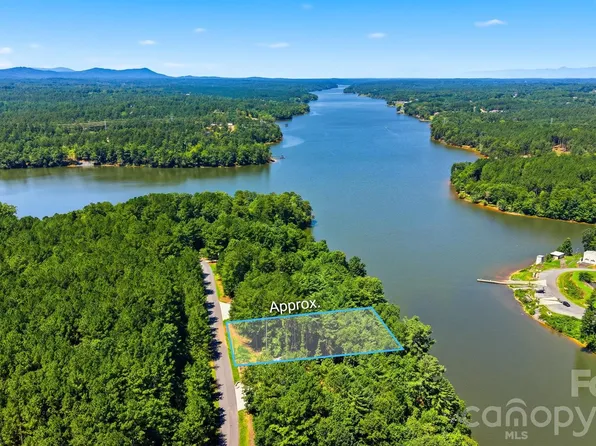 38 Peaceful Cove Ct, Granite Falls, NC 28630