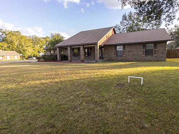 3rd image of 25413 SW 20th Pl