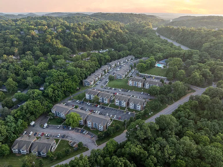 Legacy Hill — Photo 2