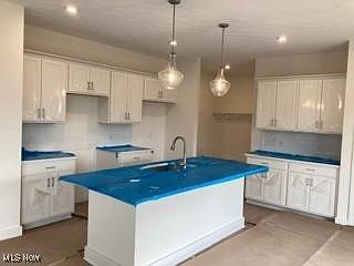 2nd image of 8912 Firethorne Dr