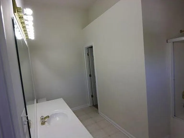5990 Hickory Springs Dr — Photo 6