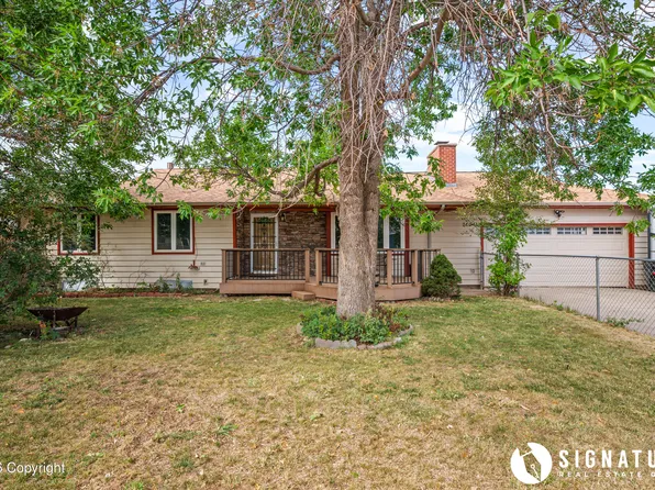 2604 Dogwood Ave, Gillette, WY 82718