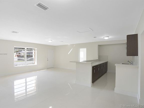 5th image of 14735 NW 10th Ct
